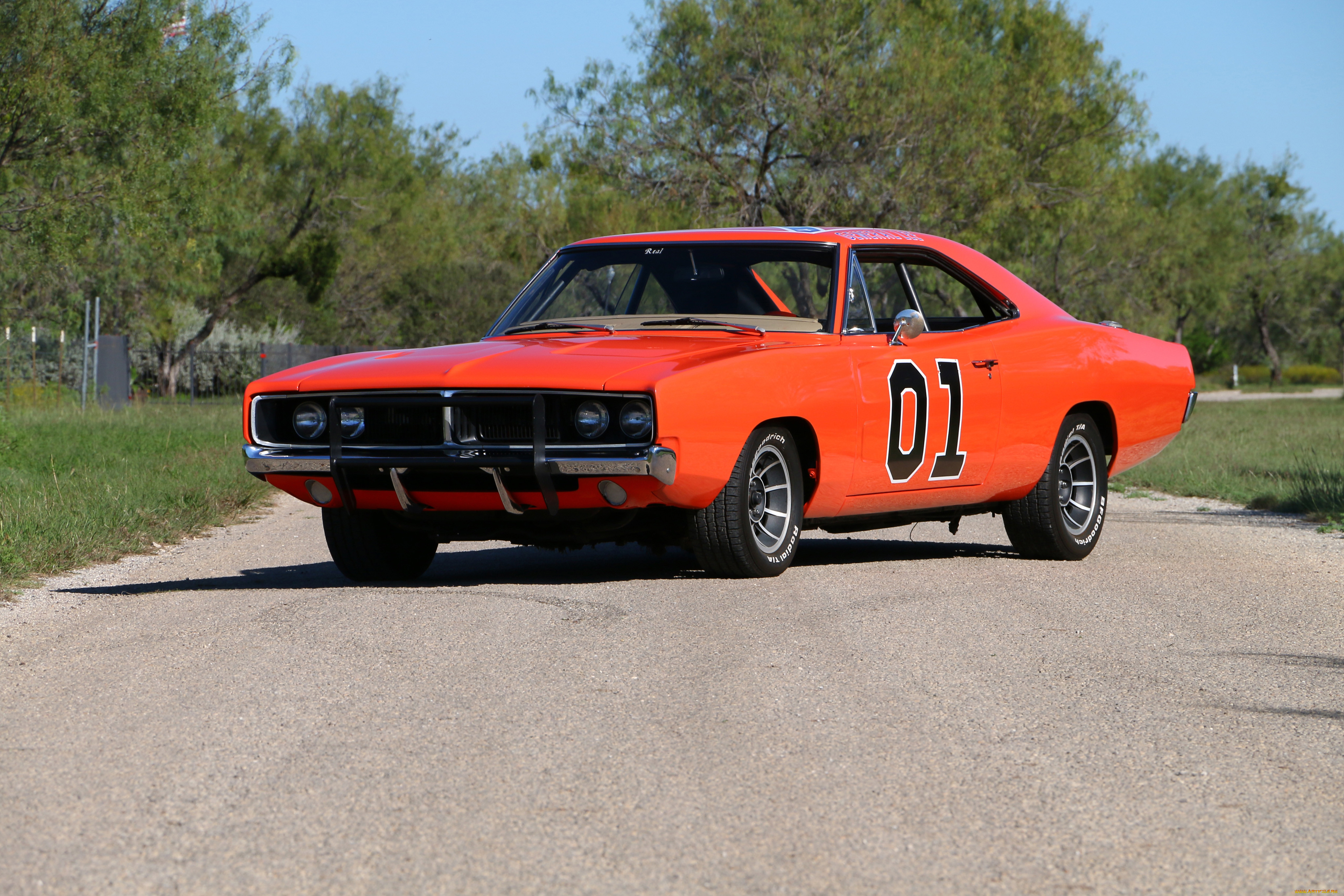 Машина ли фото. Dodge Charger 1969 General Lee. Машина Додж Чарджер 1969. Додж Чарджер 1985. Машина dodge Charger 1969.